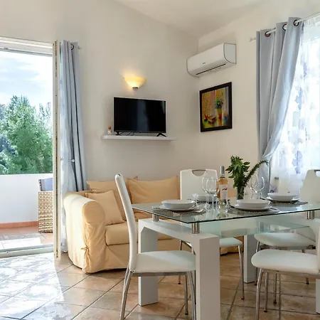 Agnese 2- Penthouse- Seaview Ferienhaus *